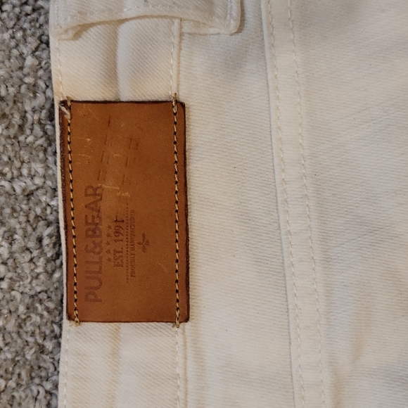 Pull&Bear white distressed jeans - Picture 7 of 9